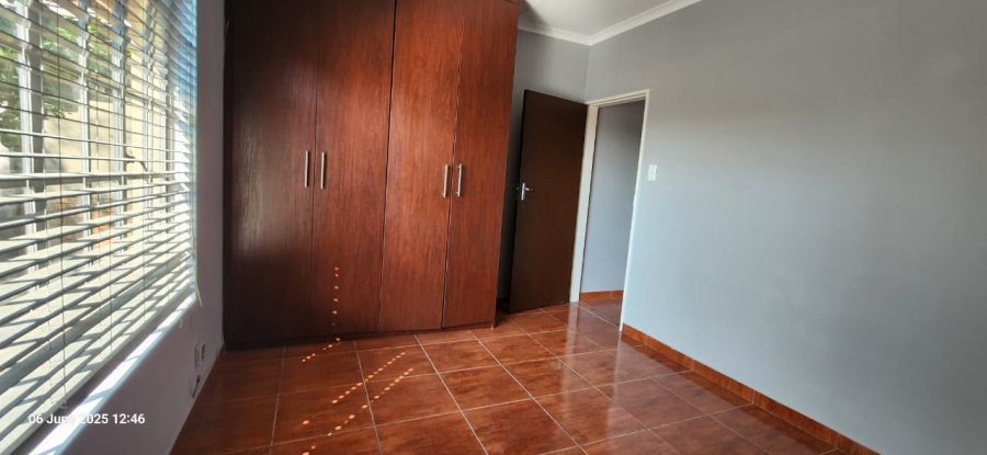 4 Bedroom Property for Sale in Waterkloof East North West